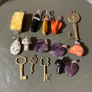 15 Pendants Crystals Keys Angel Druzy Mushrooms Skull Drop Hearts Point Jewelry